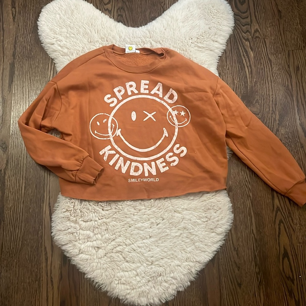 crew neck